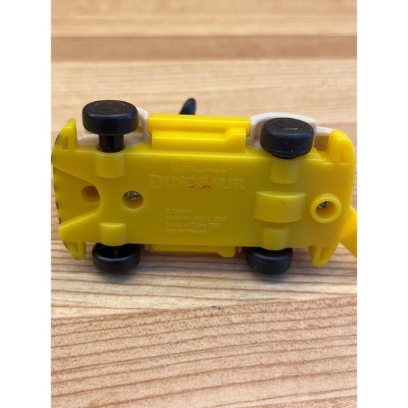 McDonalds Runaway Rail Minnie Mouse Dinosaur Attraction Toy 2020 4" Walt Disney - Picture 5 of 5